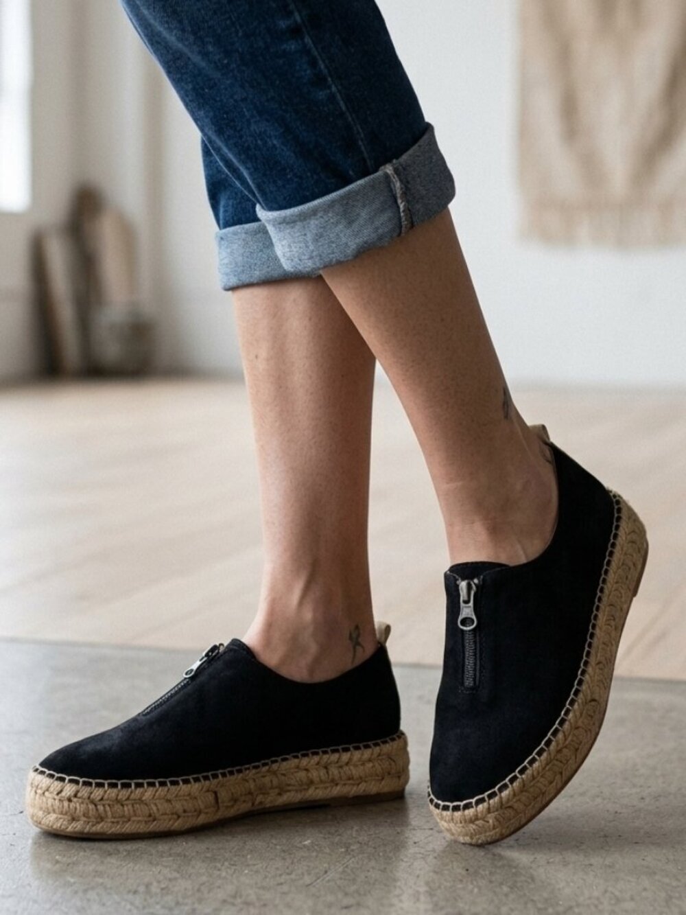 Eric Michael Shoes size 10 Serena Espadrille Slip-Ons Black Suede Mini Platform